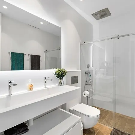 About Gladiolo Villa Marbella