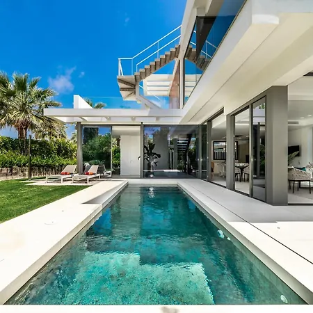 About Gladiolo Villa Marbella