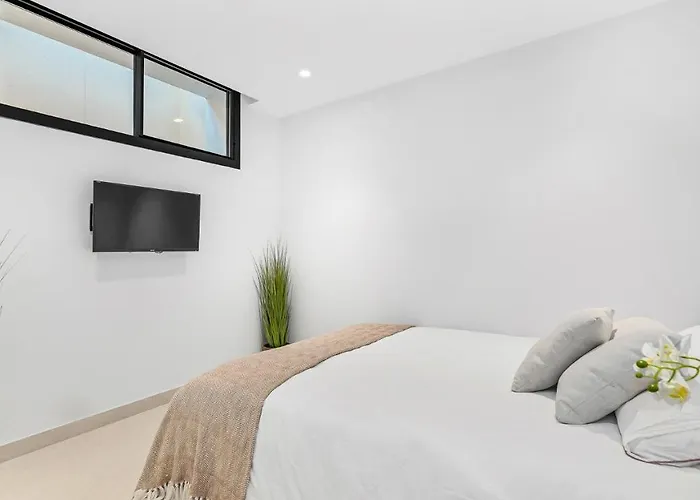 About Gladiolo * マルベーリャ