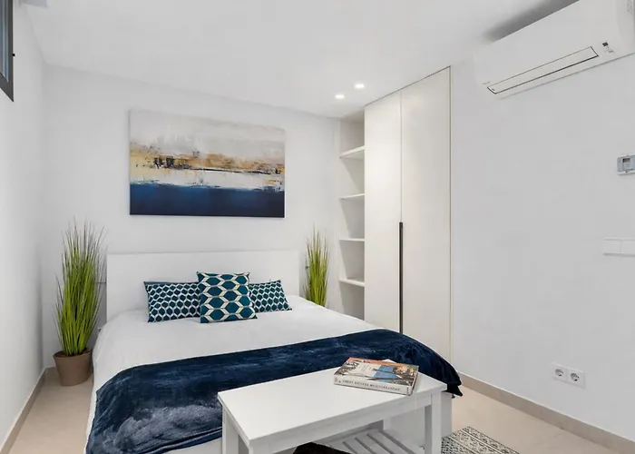 About Gladiolo Villa